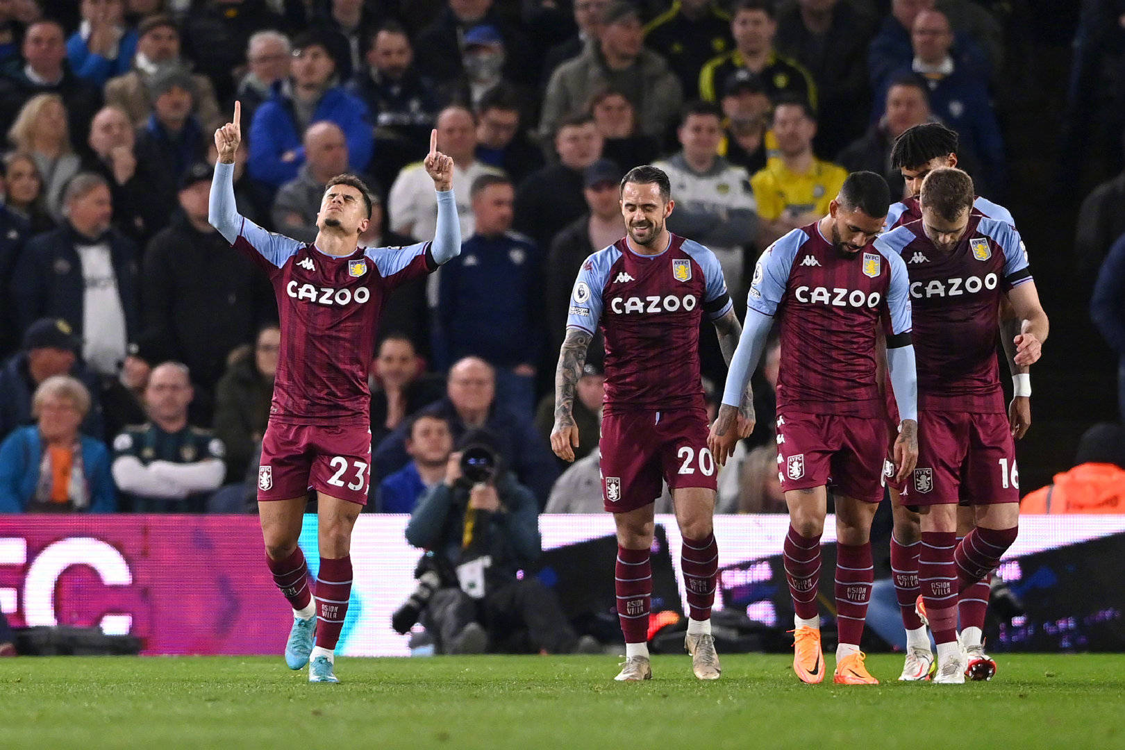 他在比赛下 他在比赛下